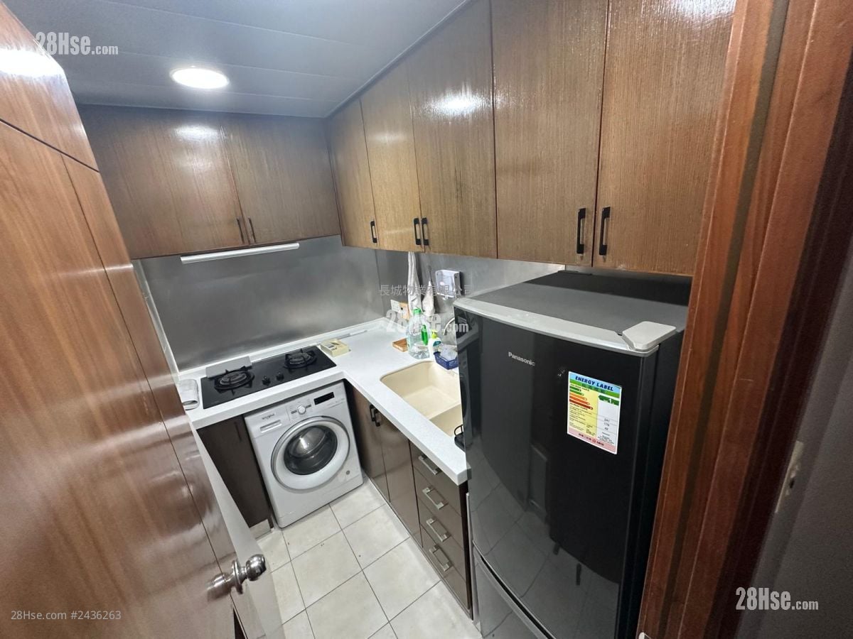 御皇台 租盘 2 房 , 1 浴室 400 平方尺