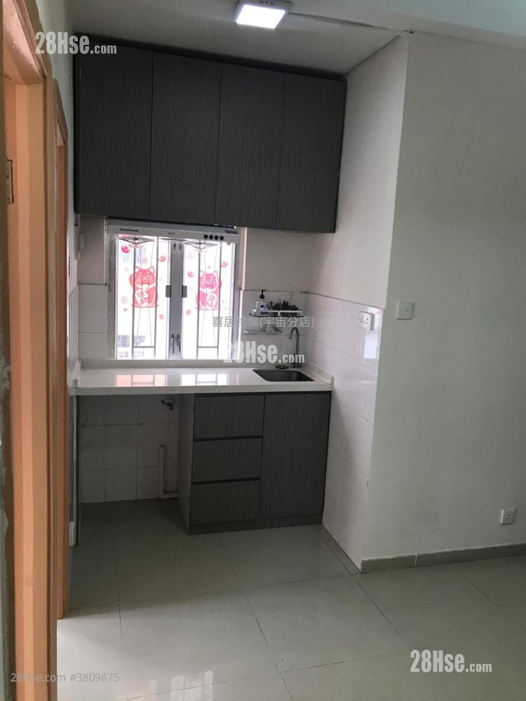 東成大廈 售盤 2 房 , 1 浴室 268 平方呎