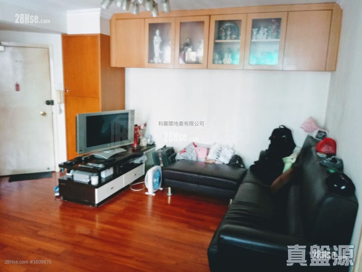 栢蕙苑 售盤 3 房 , 2 浴室 692 平方呎