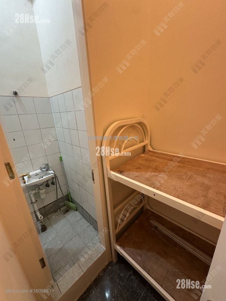 The Cairnhill Sell 3 Bedrooms 966 ft²