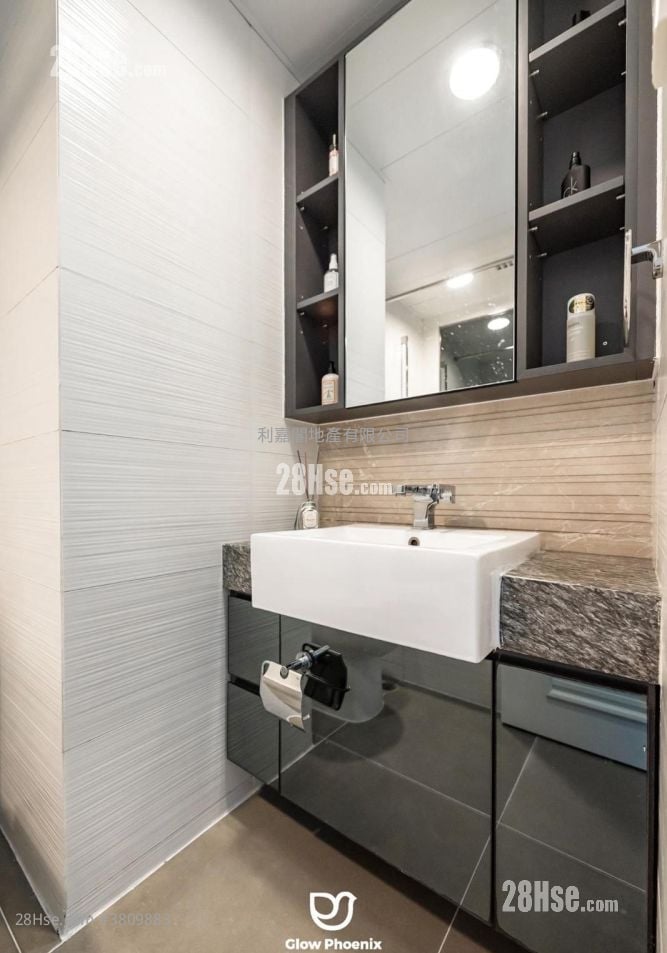 峻滢 租盘 2 房 , 1 浴室 499 平方尺