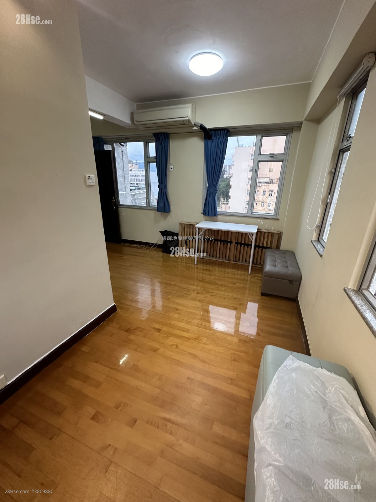 兆豐大廈 租盤 開放式間隔 , 1 浴室 216 平方呎