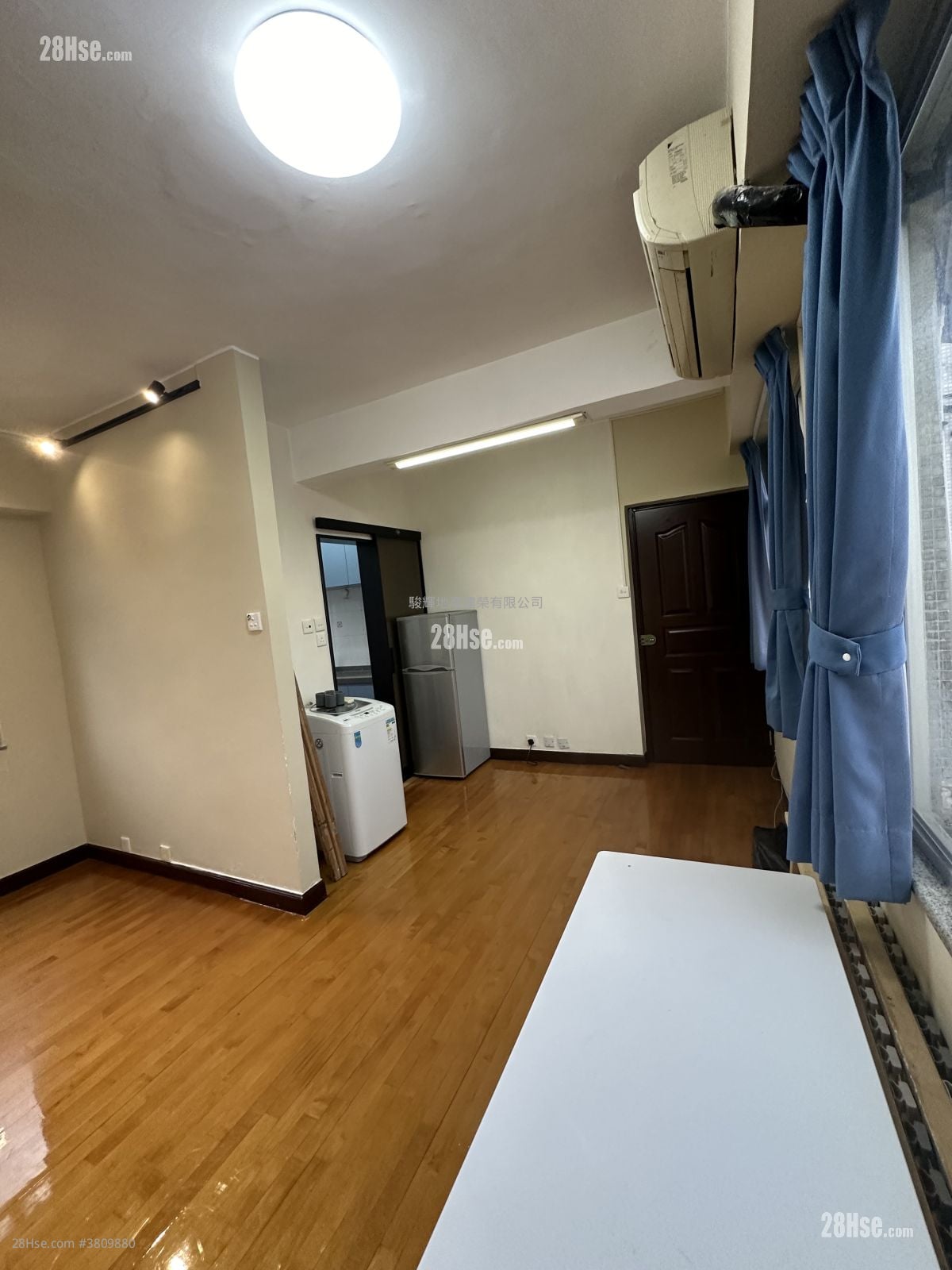 兆豐大廈 租盤 開放式間隔 , 1 浴室 216 平方呎