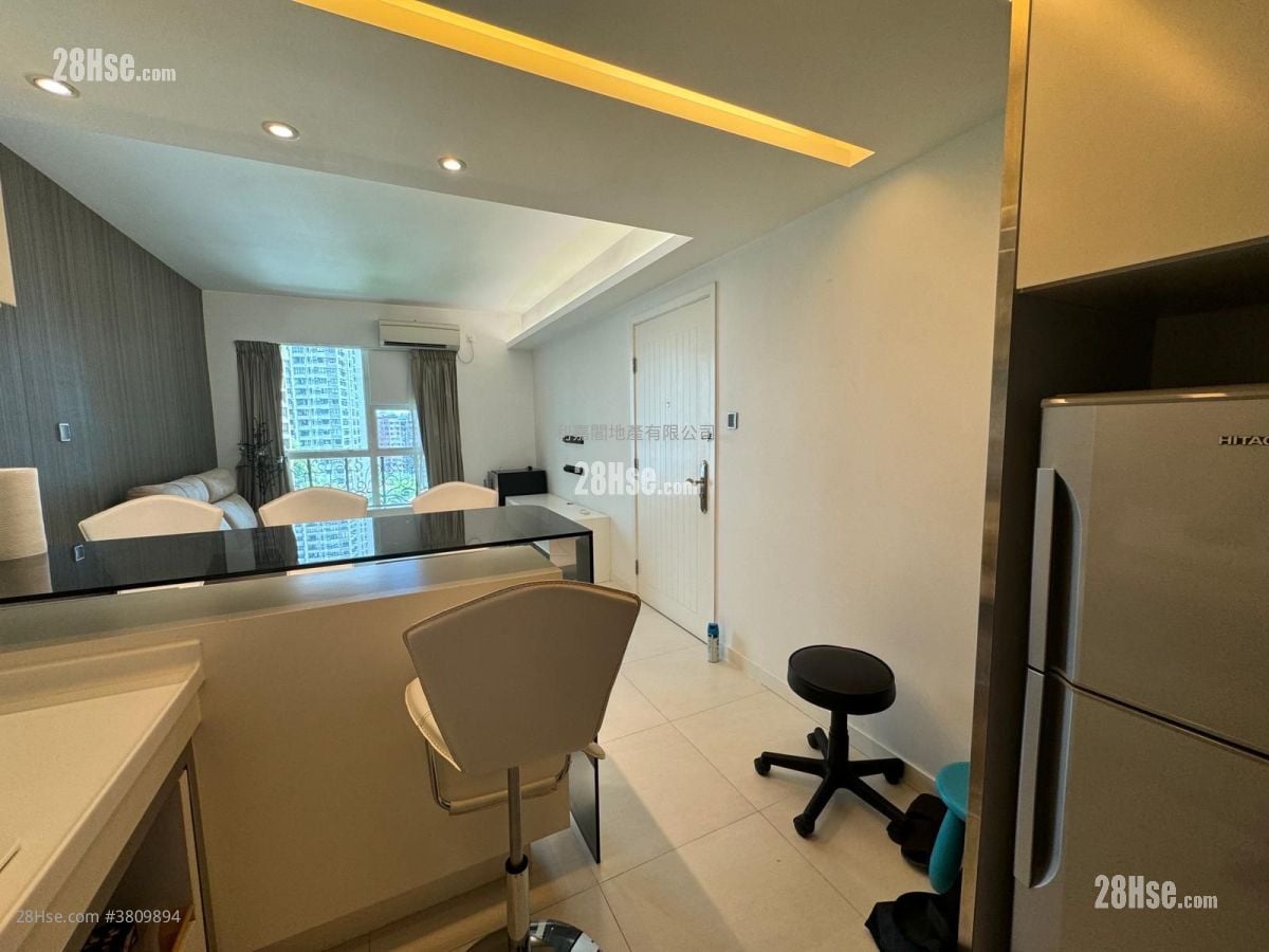 蔚峦阁 售盘 2 房 434 平方尺