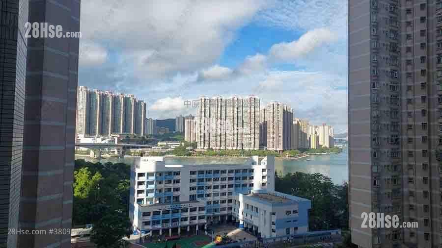 环宇海湾 售盘 3 房 , 2 浴室 713 平方尺