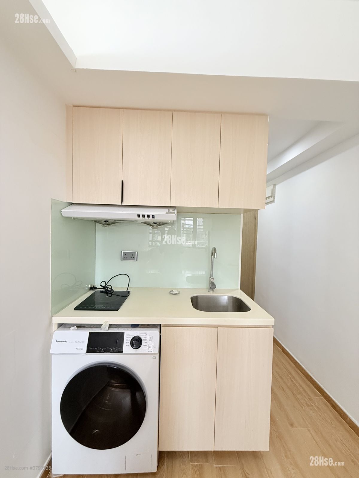 Veng Hing Mansion Rental Studio , 1 Bathroom 160 ft²