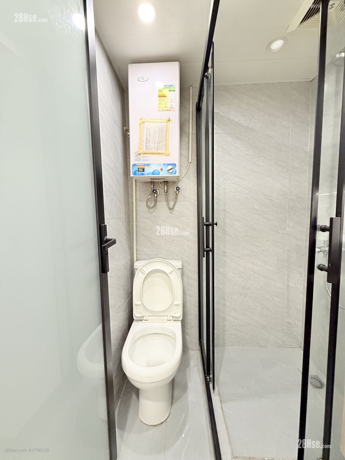 Veng Hing Mansion Rental Studio , 1 Bathroom 160 ft²