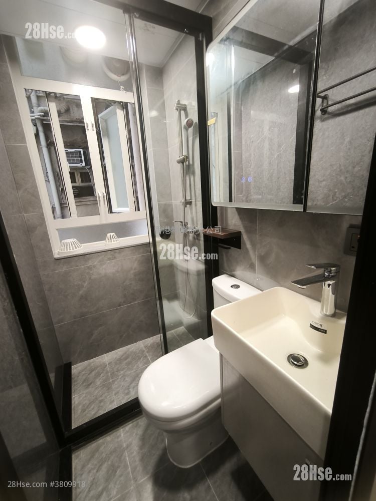 Lockhart Road Rental 3 Bedrooms , 2 Bathrooms 659 ft²