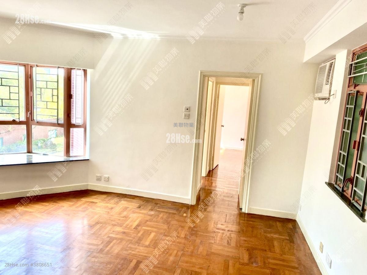 蔚翠花园 售盘 2 房 550 平方尺