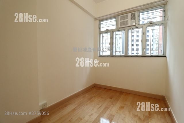 Man Hee Mansion Rental 2 Bedrooms , 1 Bathroom 468 ft²