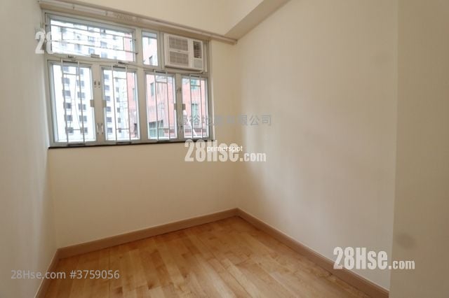 Man Hee Mansion Rental 2 Bedrooms , 1 Bathroom 468 ft²