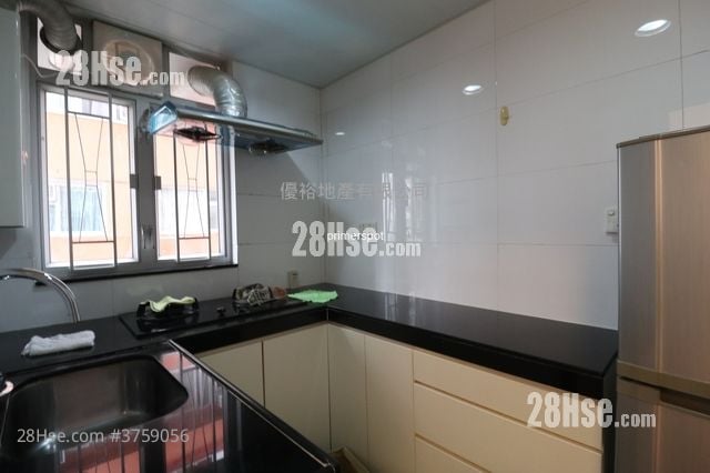 Man Hee Mansion Rental 2 Bedrooms , 1 Bathroom 468 ft²