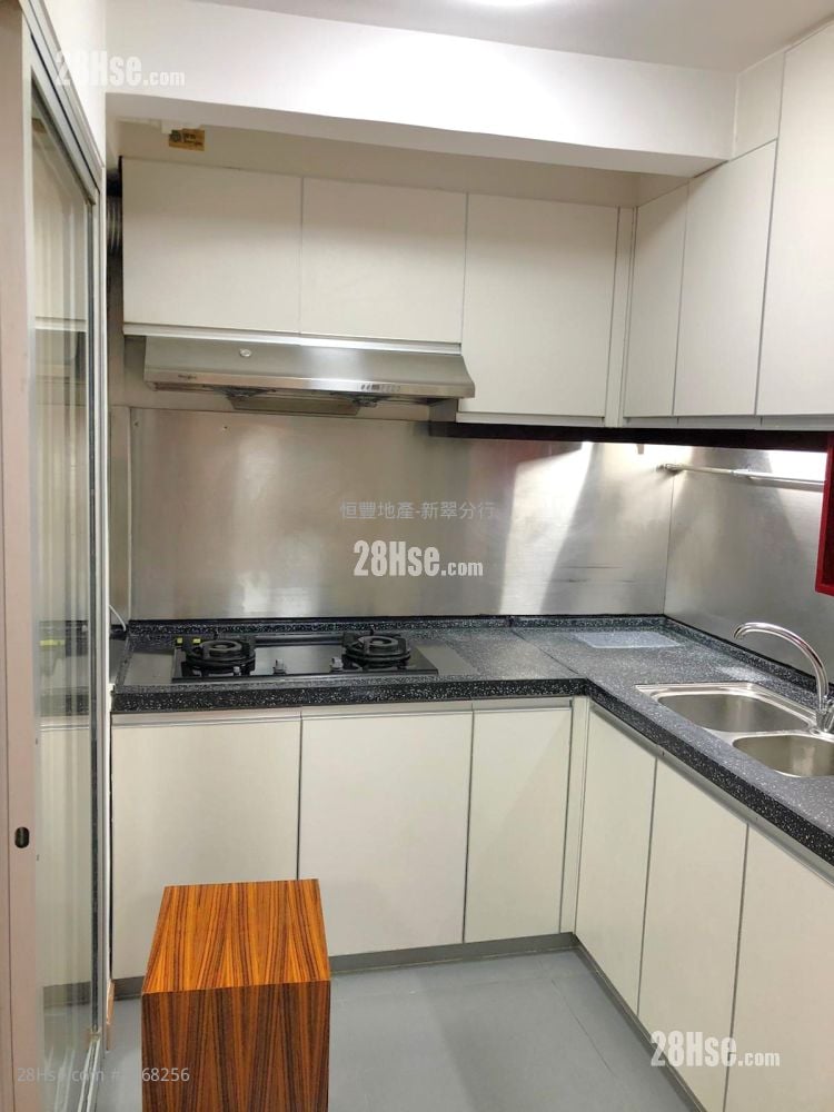 New Jade Garden Sell 3 Bedrooms , 1 Bathroom 580 ft²