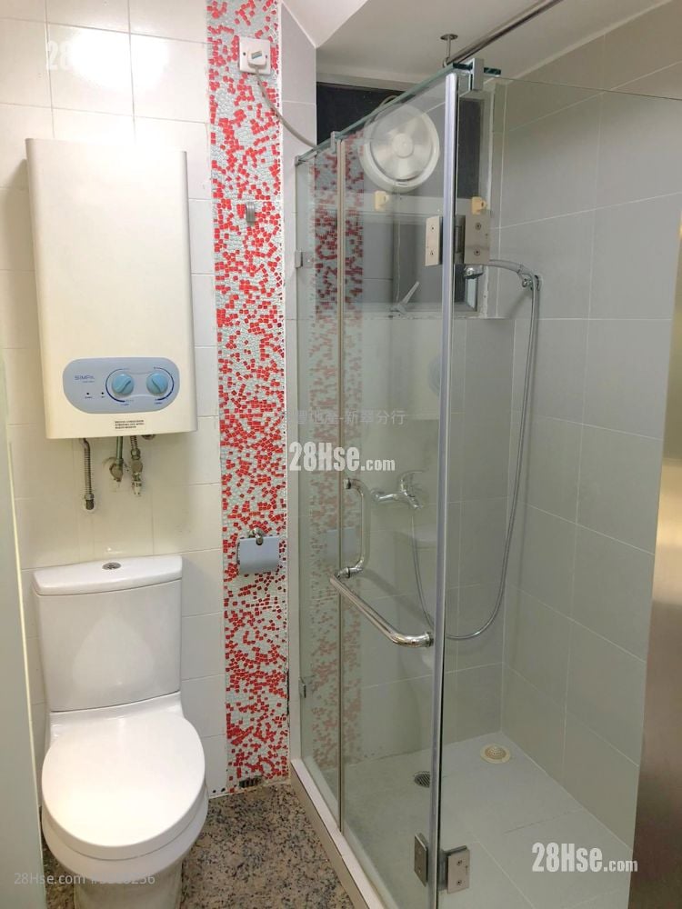 New Jade Garden Sell 3 Bedrooms , 1 Bathroom 580 ft²