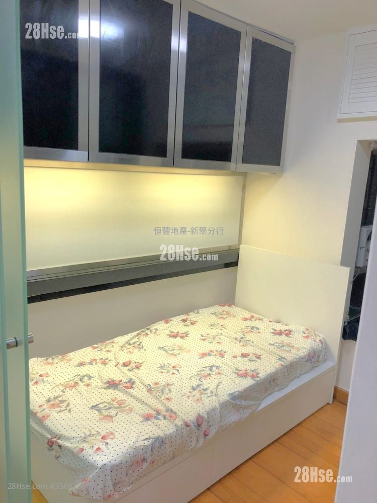 New Jade Garden Sell 3 Bedrooms , 1 Bathroom 580 ft²