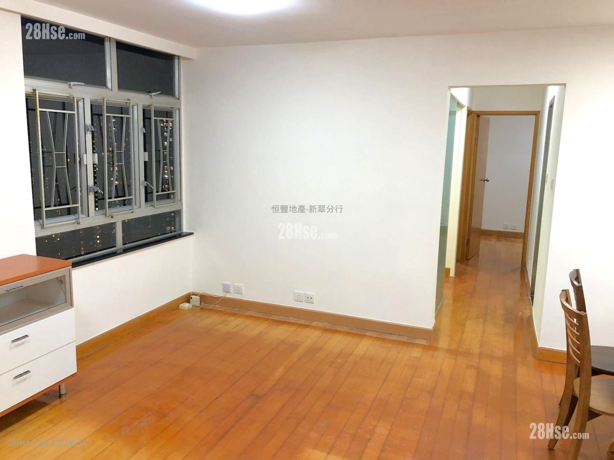 New Jade Garden Sell 3 Bedrooms , 1 Bathroom 580 ft²