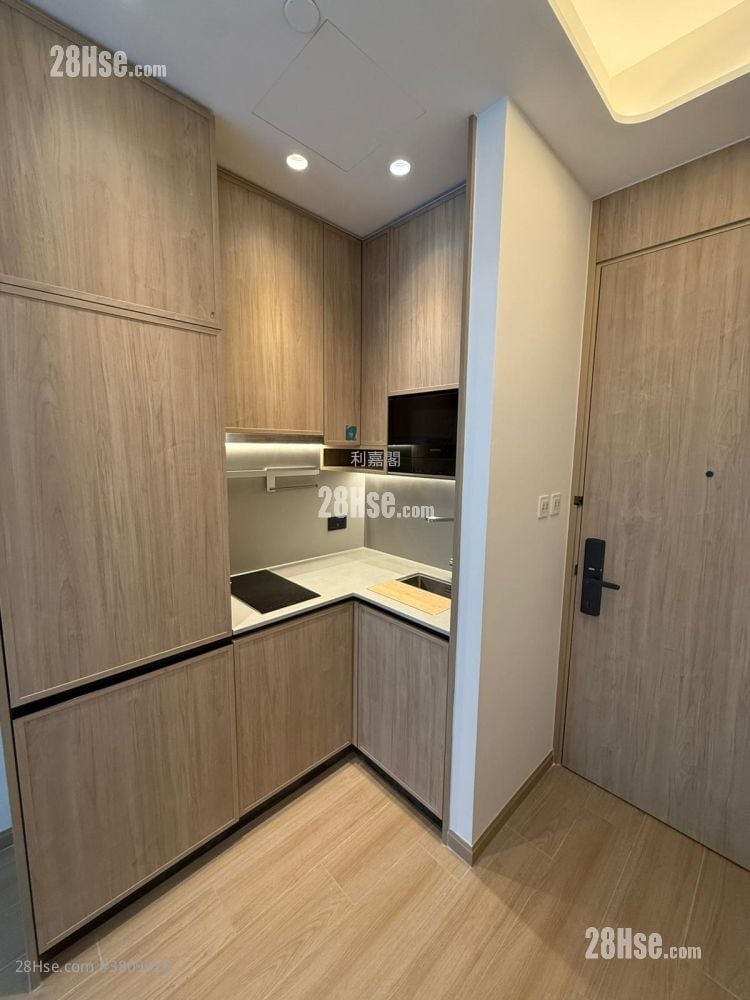 朗天峰 售盘 1 房 , 1 浴室 291 平方尺