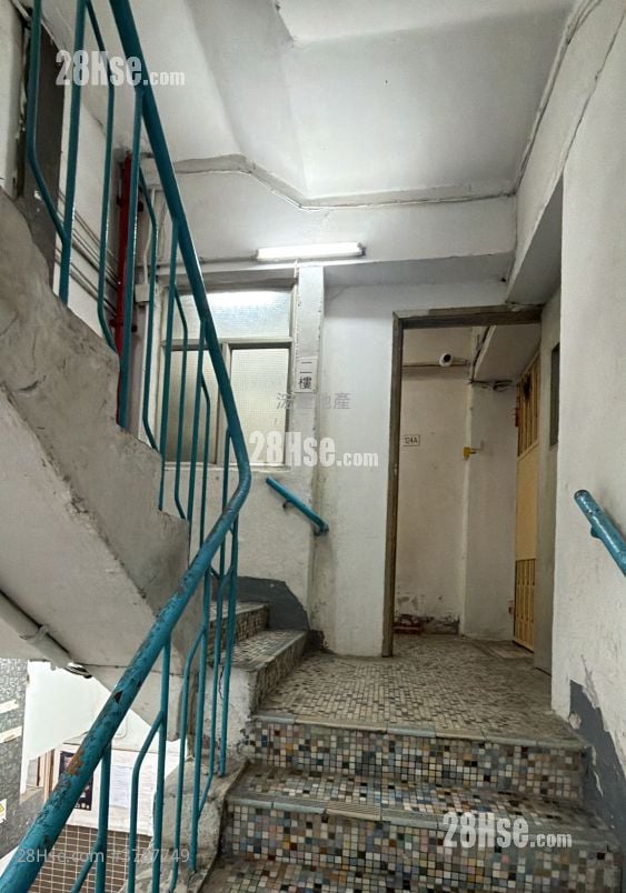 Chinese Mansion Rental 2 Bedrooms , 1 Bathroom 423 ft²