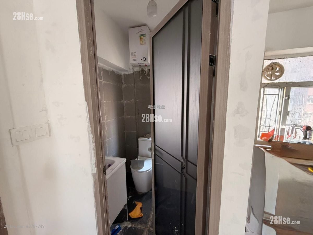 Chinese Mansion Rental 2 Bedrooms , 1 Bathroom 423 ft²