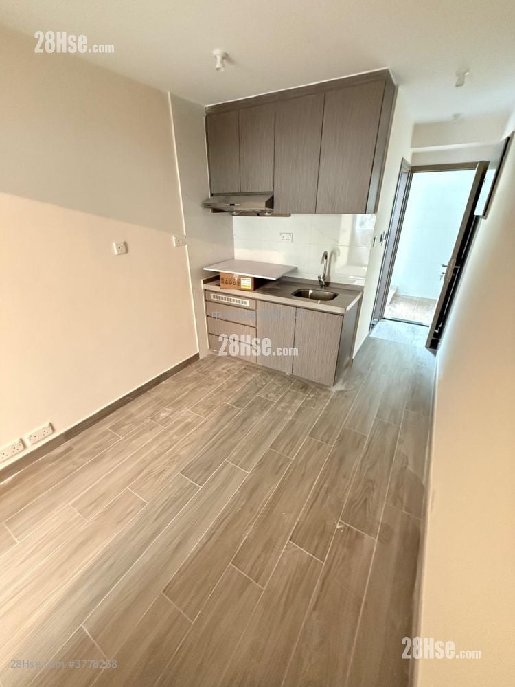 living room: Fuk Hng Tsuen ,Wan Chau Sell 1 Bedroom , 1 Bathroom