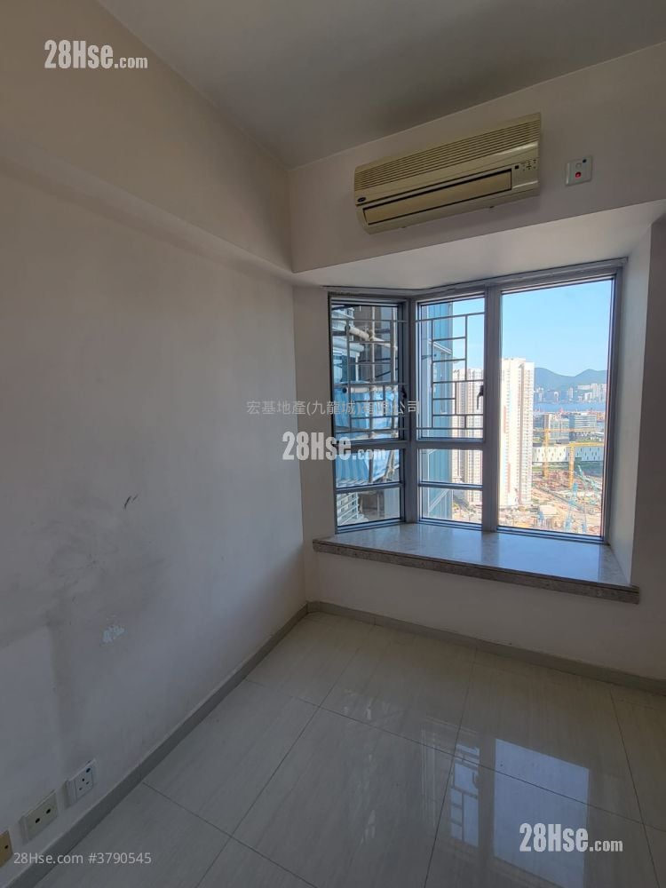 豪门 售盘 3 房 , 2 浴室 870 平方尺