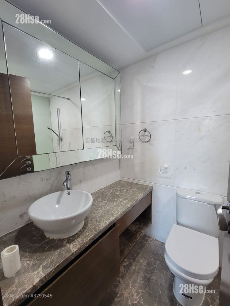 豪门 售盘 3 房 , 2 浴室 870 平方尺