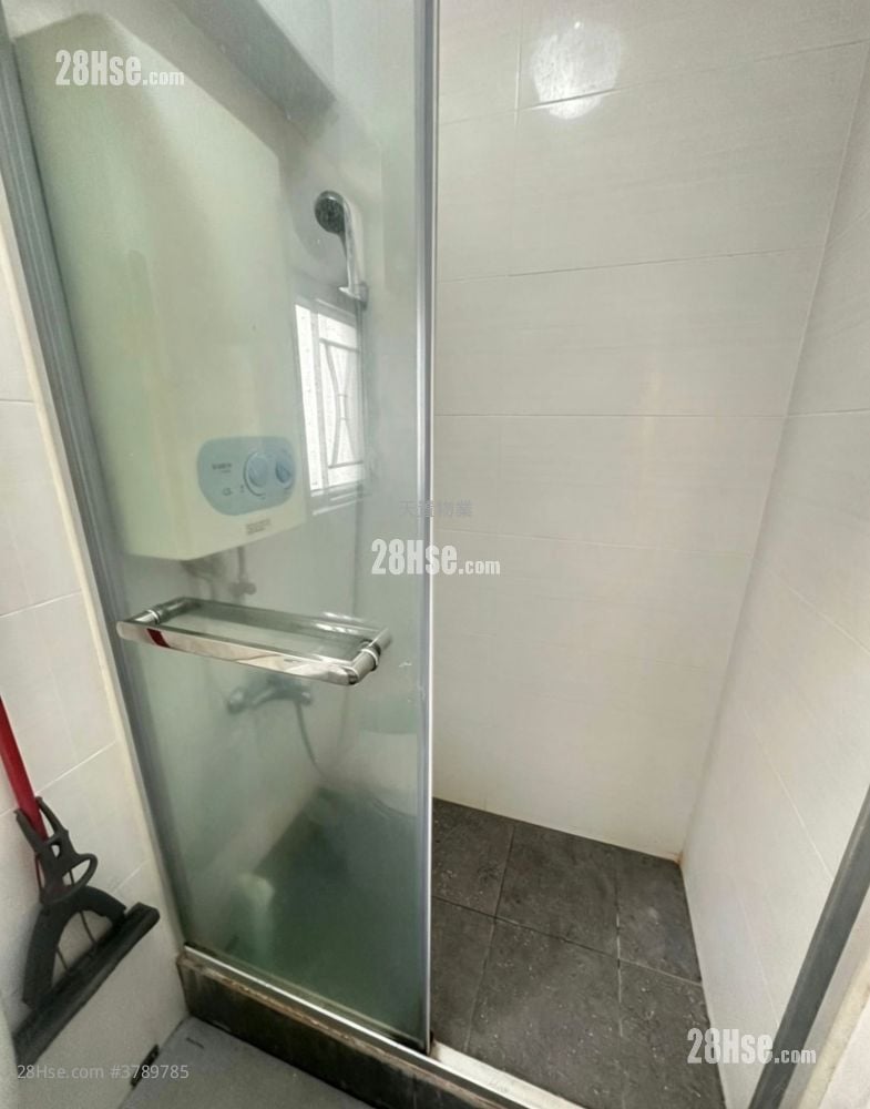 丰景园 租盘 2 房 , 1 浴室 301 平方尺