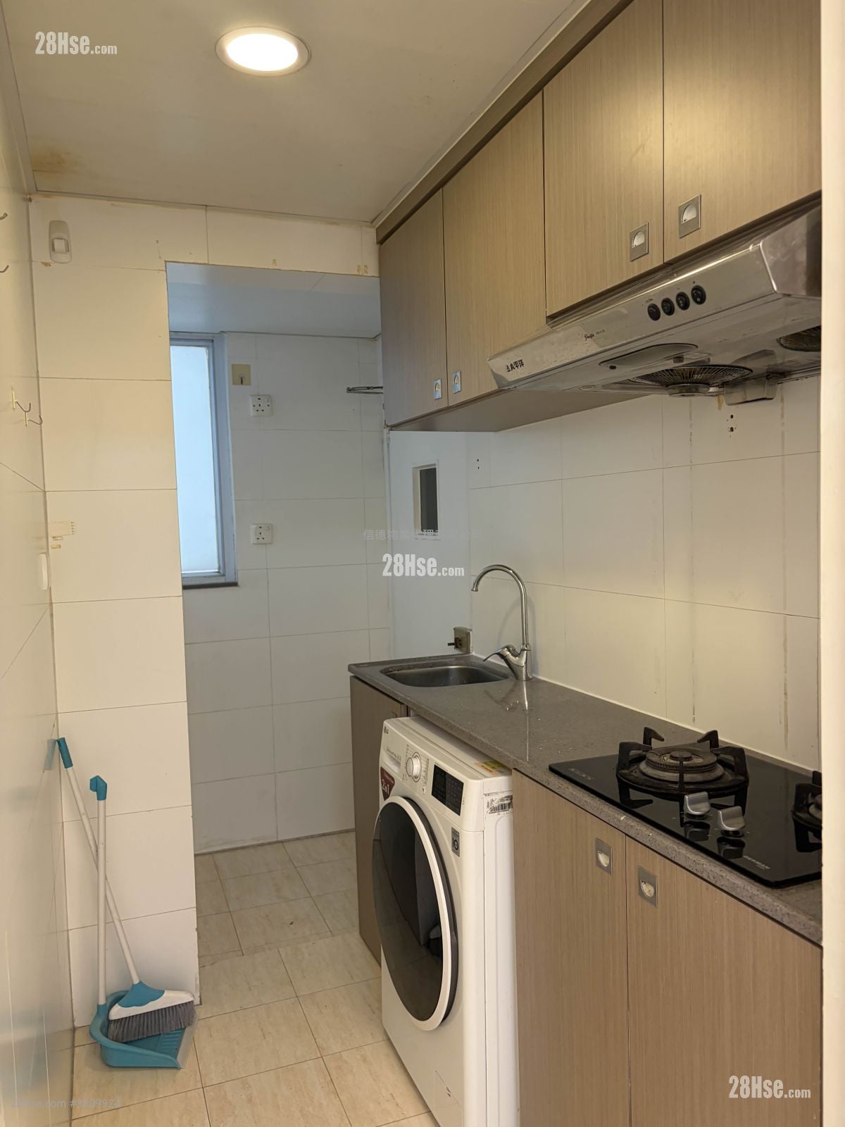 华成大厦 售盘 2 房 , 1 浴室 321 平方尺