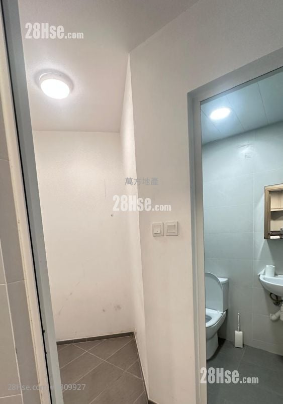 骏景园 售盘 4 房 , 3 浴室 958 平方尺