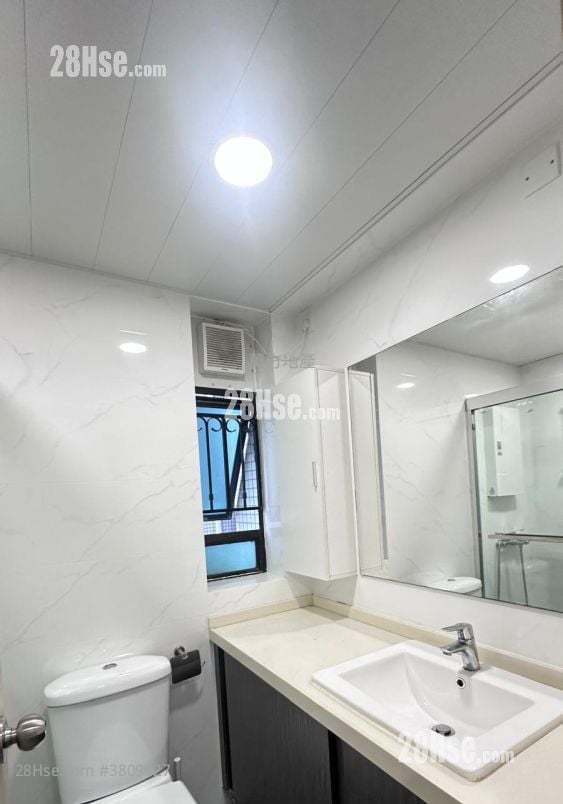 骏景园 售盘 4 房 , 3 浴室 958 平方尺