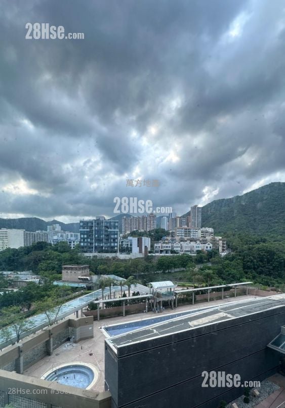 骏景园 售盘 4 房 , 3 浴室 958 平方尺