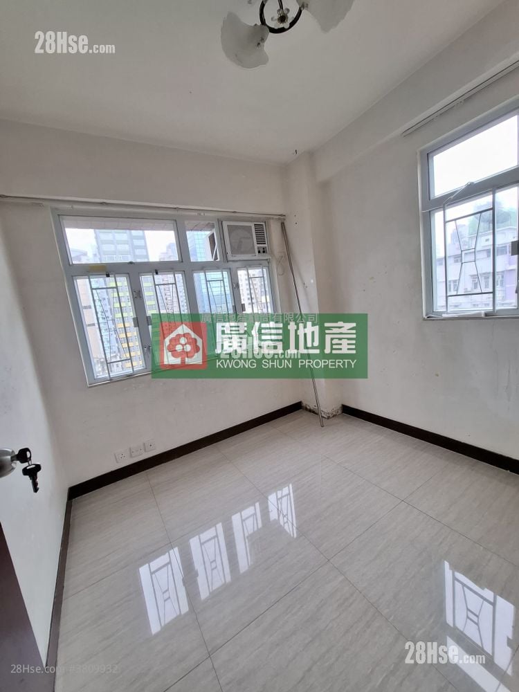 Shun Hing Building Rental 2 Bedrooms , 1 Bathroom 312 ft²