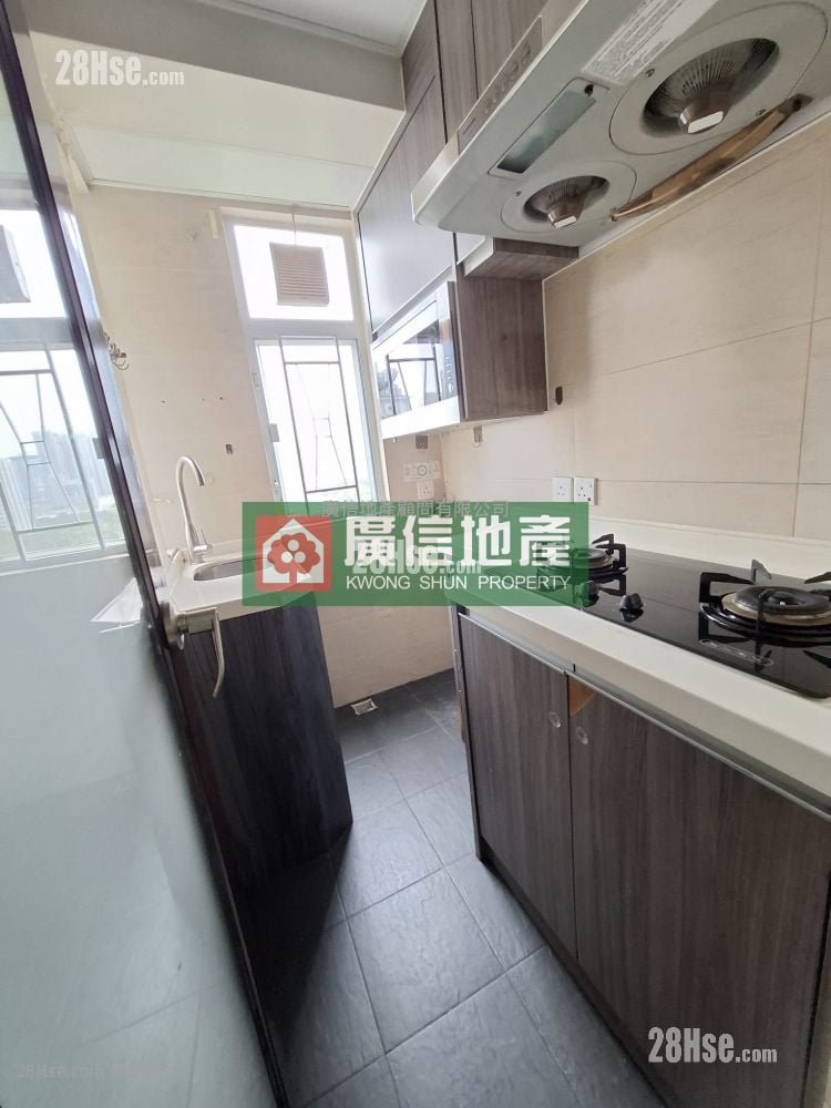 Shun Hing Building Rental 2 Bedrooms , 1 Bathroom 312 ft²
