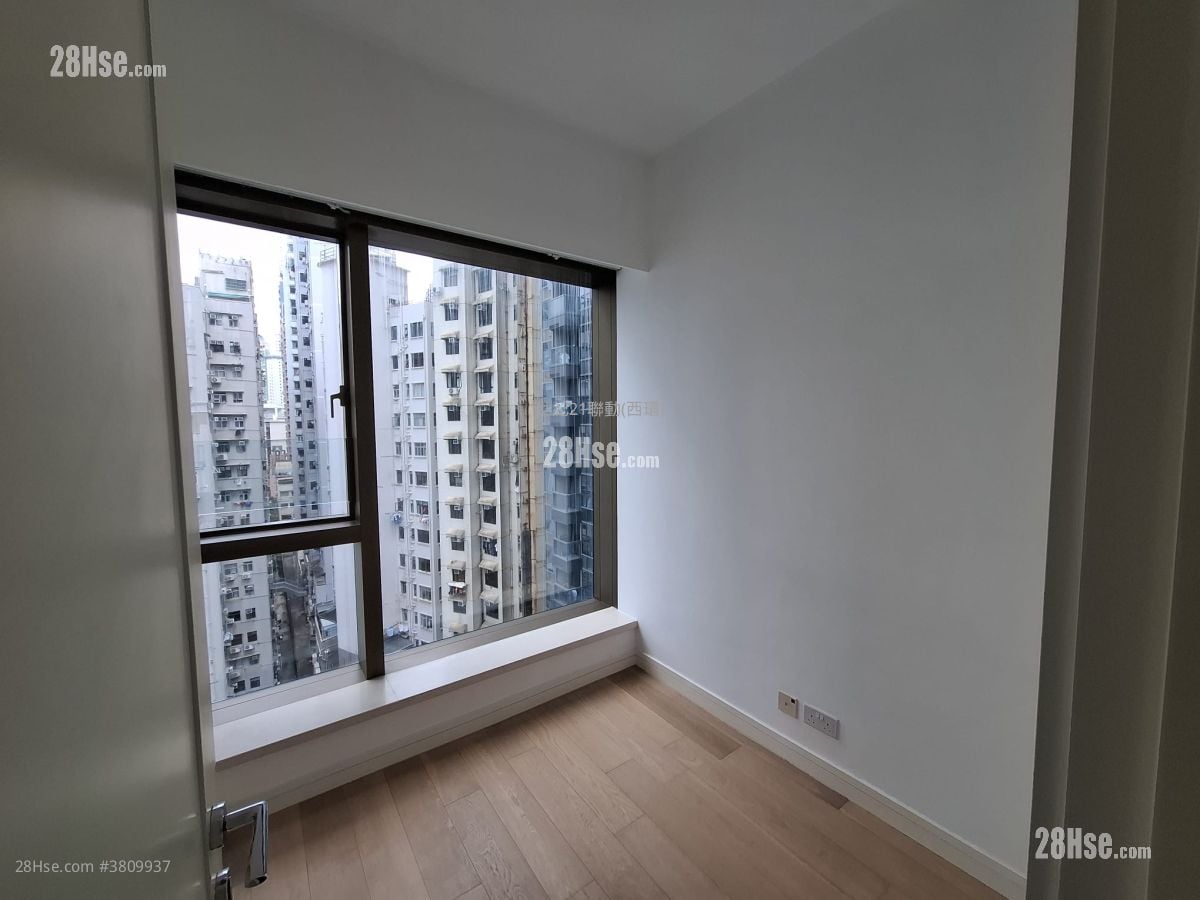 Kensington Hill 售盘 3 房 , 2 浴室 865 平方尺