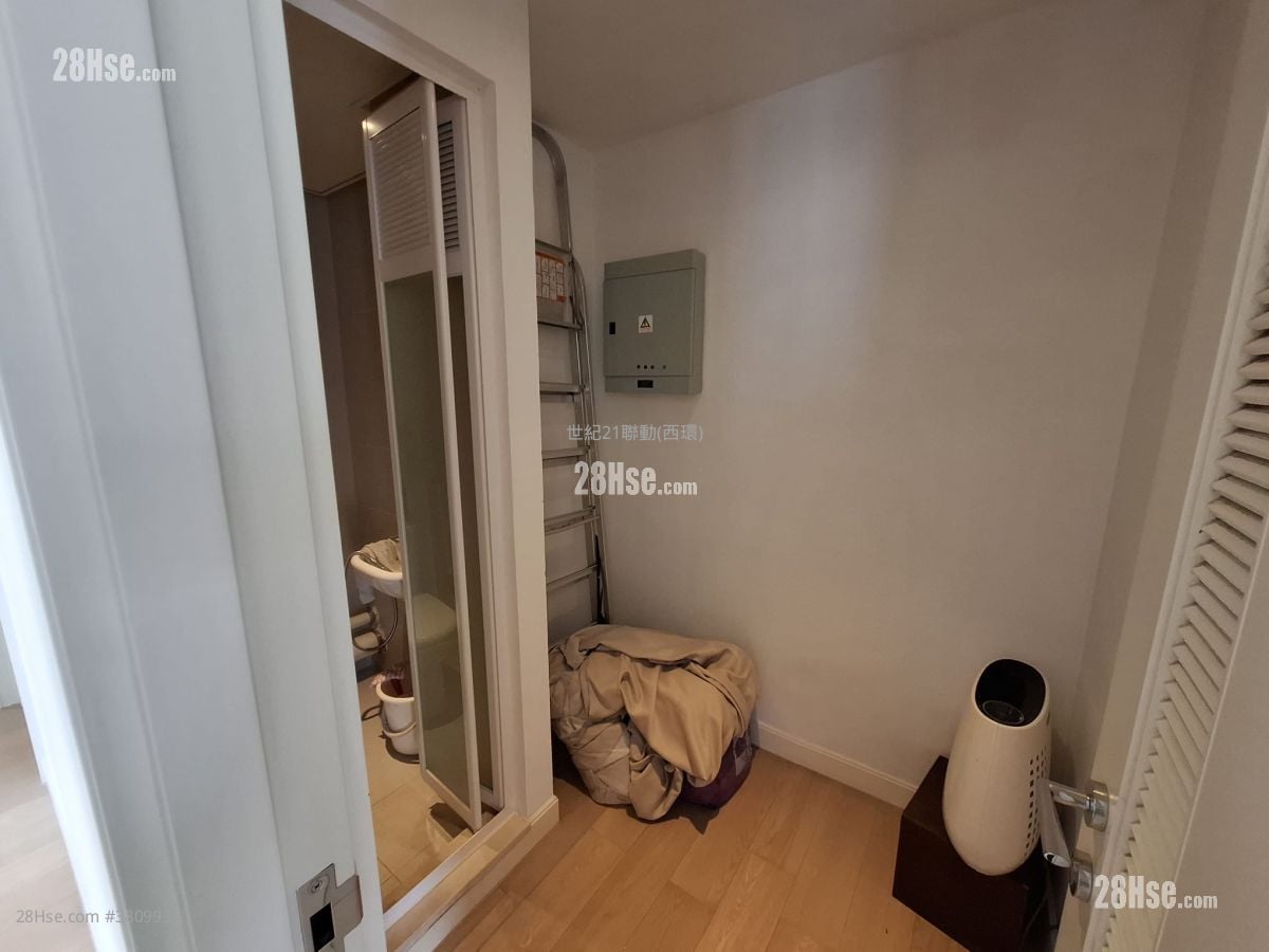 Kensington Hill 售盘 3 房 , 2 浴室 865 平方尺