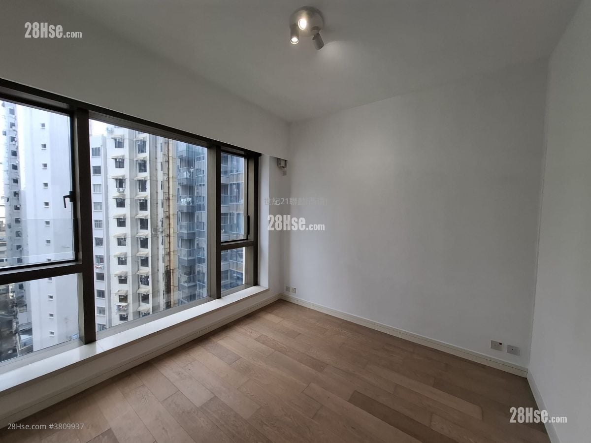 Kensington Hill 售盘 3 房 , 2 浴室 865 平方尺