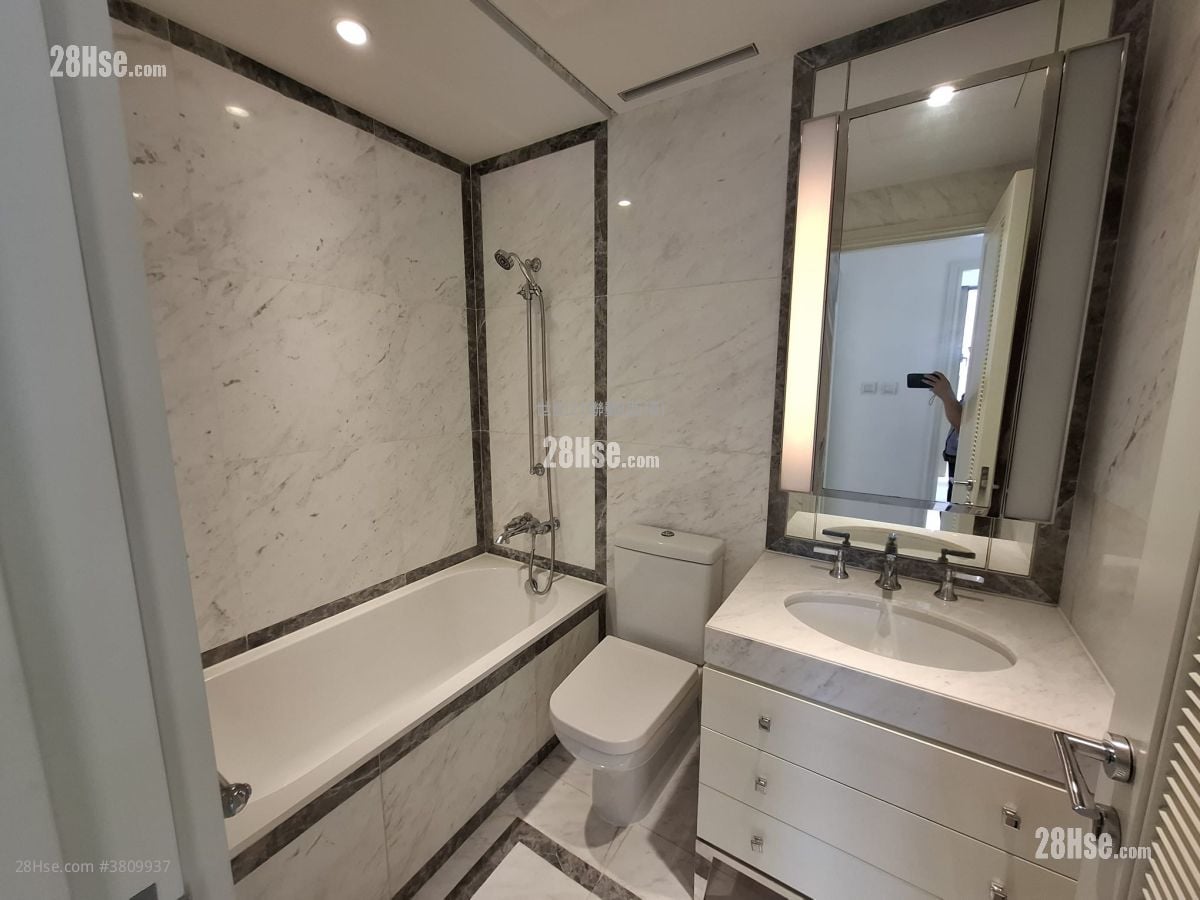 Kensington Hill 售盘 3 房 , 2 浴室 865 平方尺