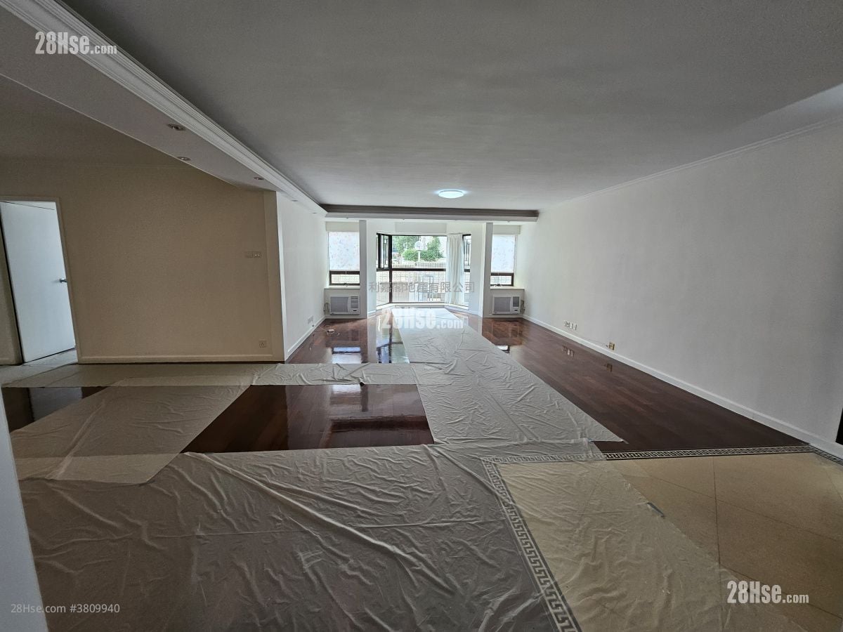 碧华花园 售盘 4 房 1,607 平方尺