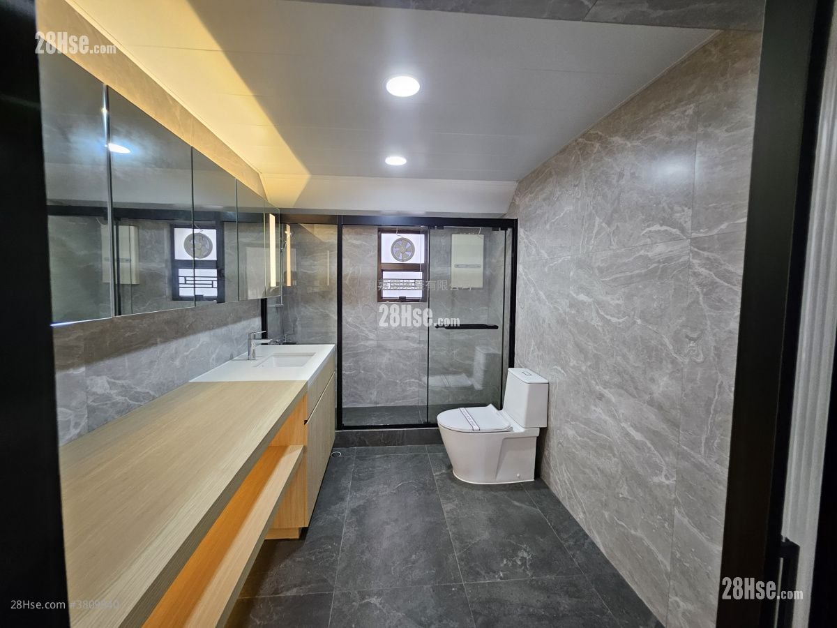 碧华花园 售盘 4 房 1,607 平方尺