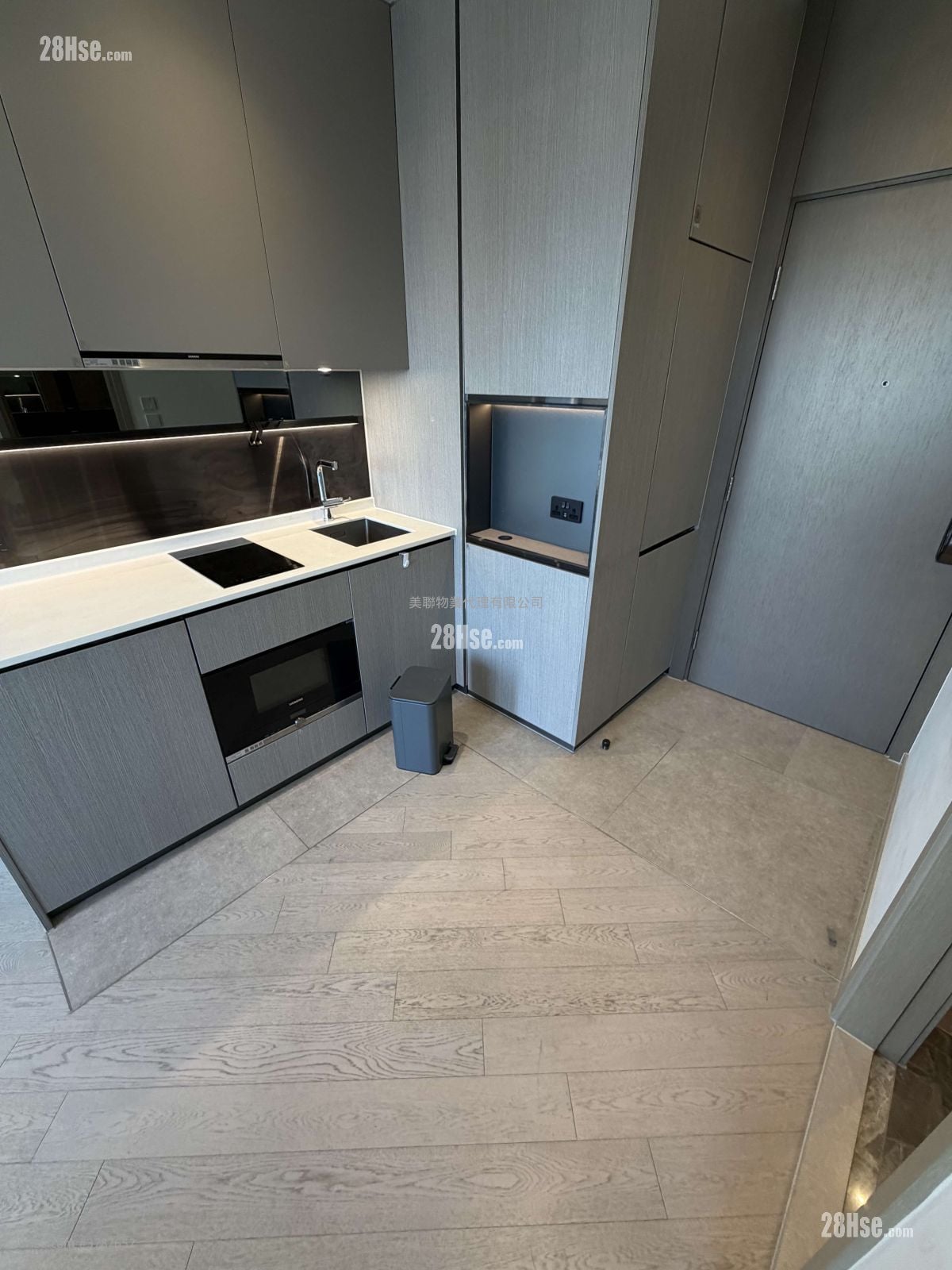 御海湾 租盘 2 房 , 1 浴室 343 平方尺