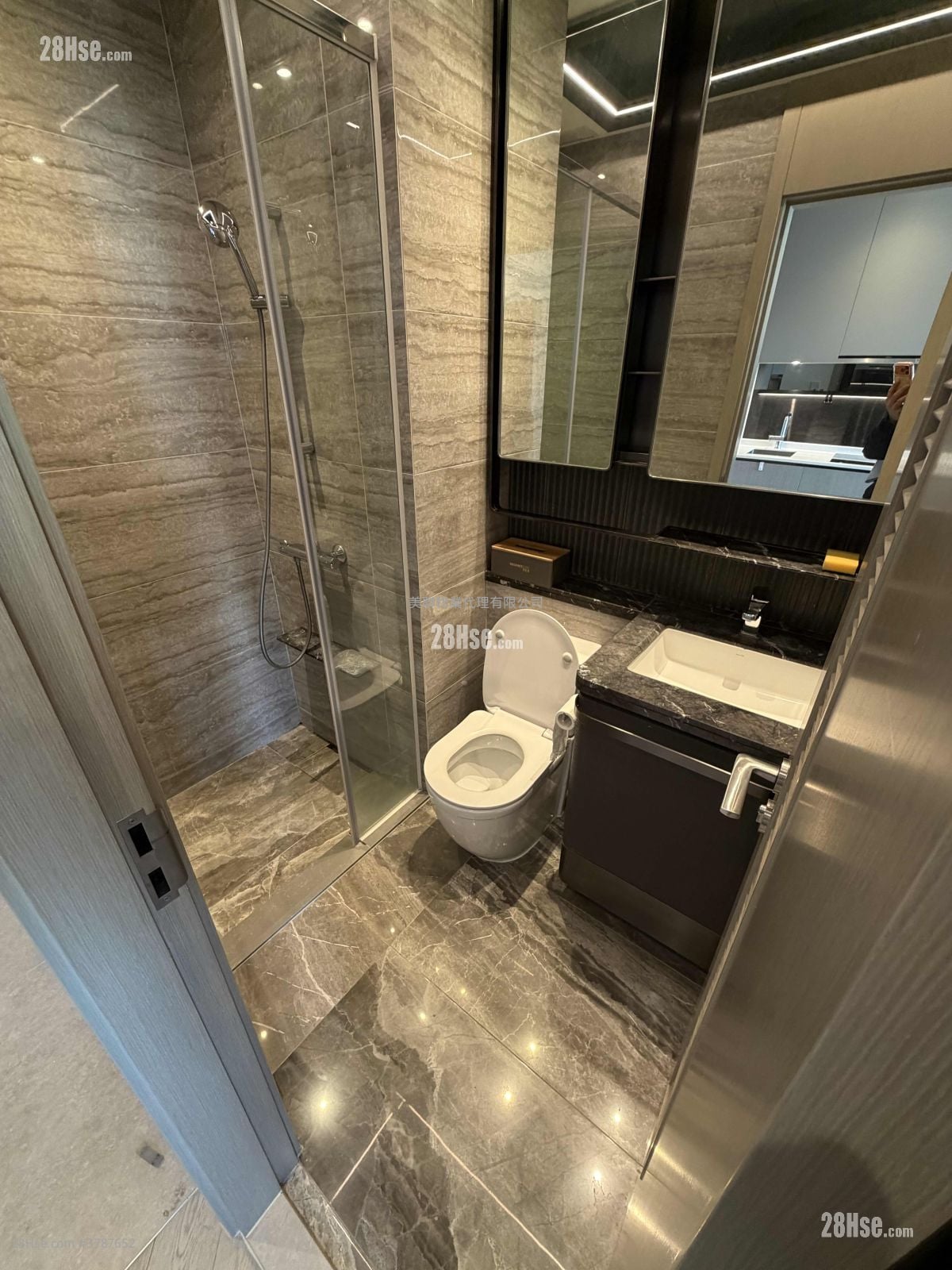 御海湾 租盘 2 房 , 1 浴室 343 平方尺