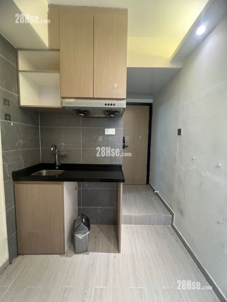 Lee On Building Rental 1 Bedroom , 1 Bathroom 150 ft²