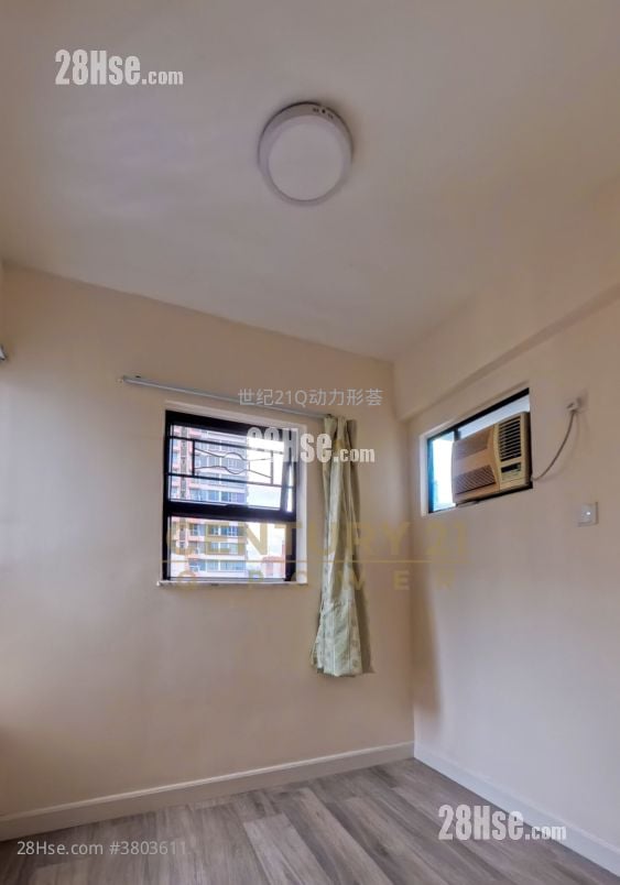 Shaukeiwan Plaza Rental 2 Bedrooms , 1 Bathroom 344 ft²