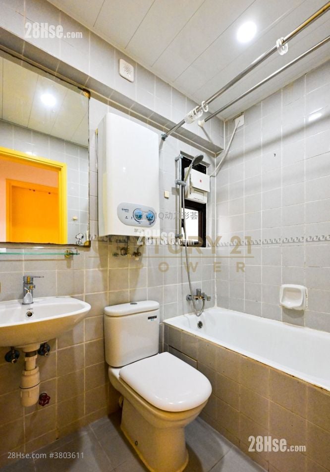 Shaukeiwan Plaza Rental 2 Bedrooms , 1 Bathroom 344 ft²