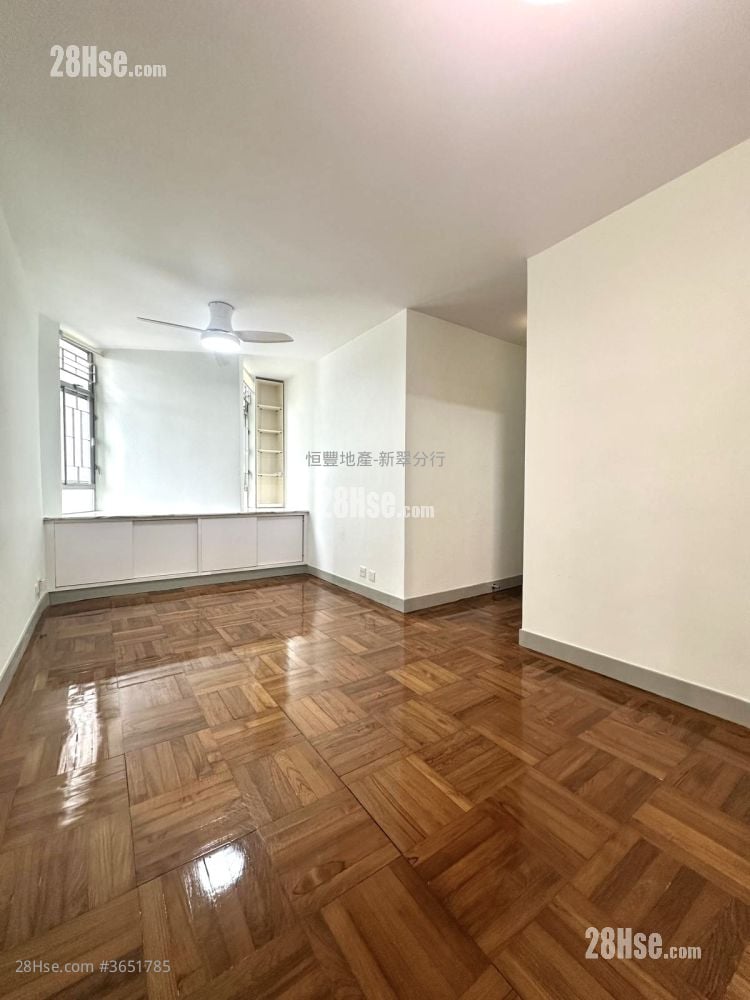 New Jade Garden Sell 3 Bedrooms , 1 Bathroom 533 ft²