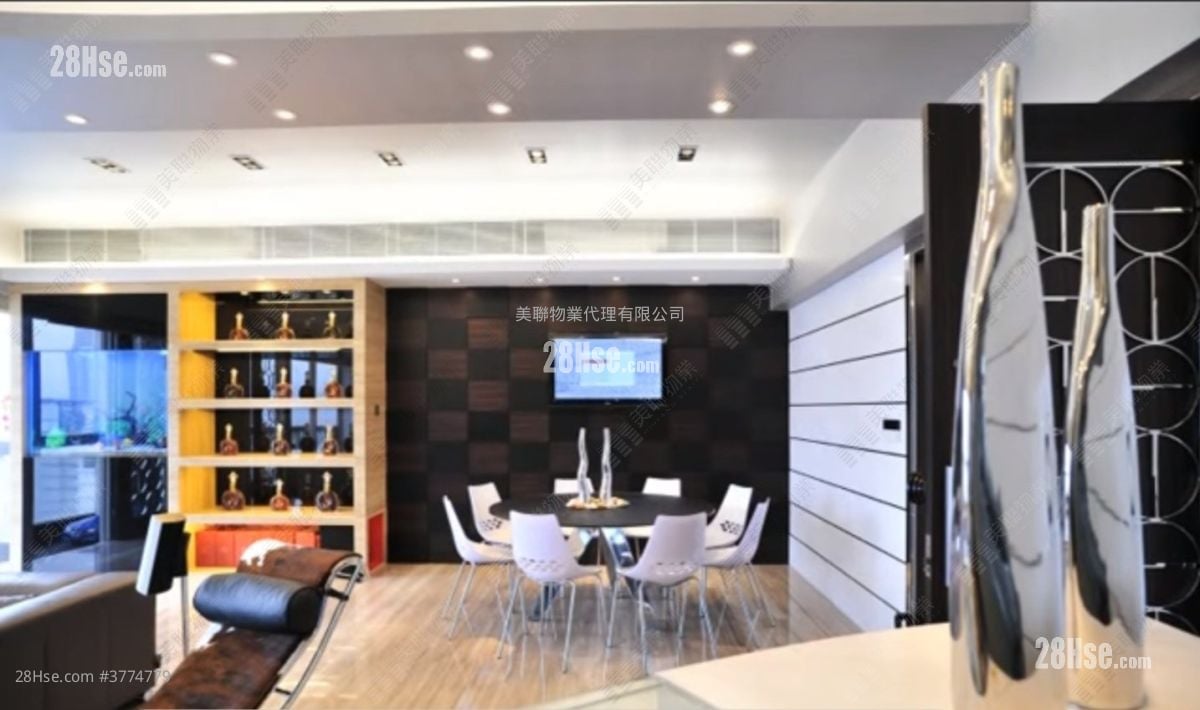 The Lamma Palace Sell 4 Bedrooms , 4 Bathrooms 1,761 ft²