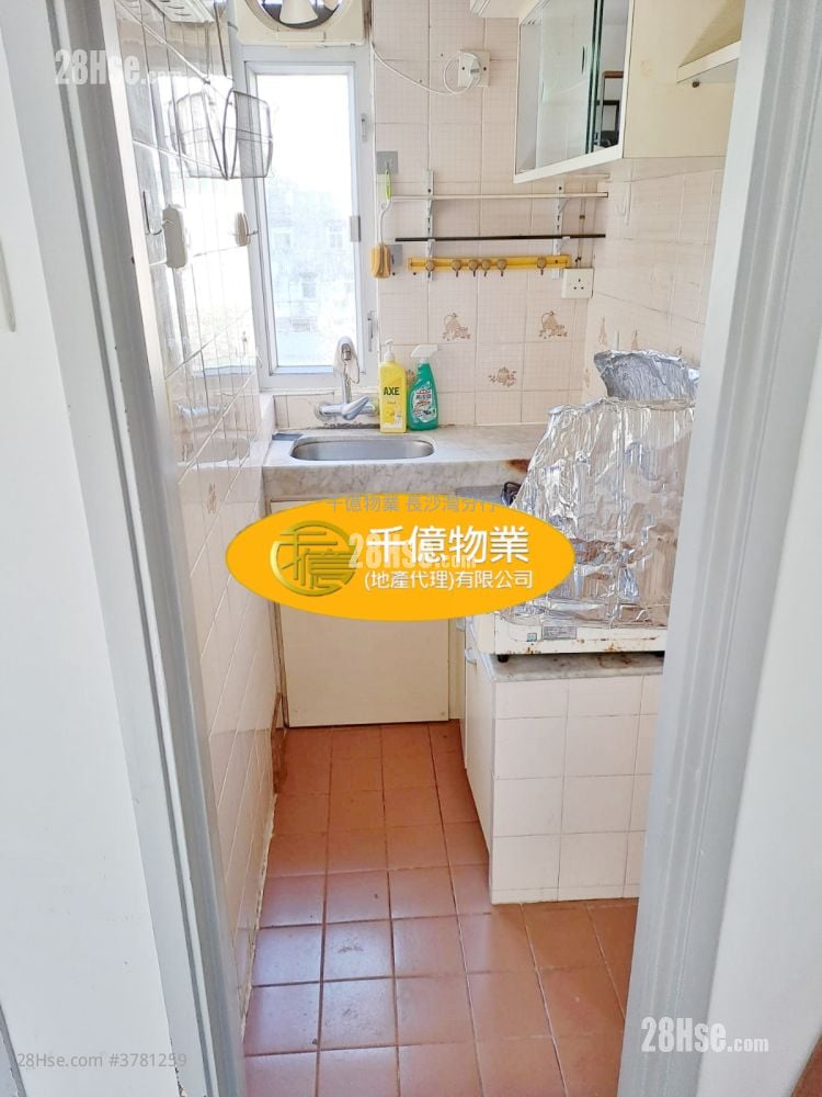 耀辉大厦 售盘 开放式间隔 229 平方尺