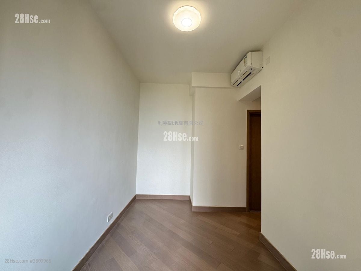 Wings At Sea Rental 620 ft²