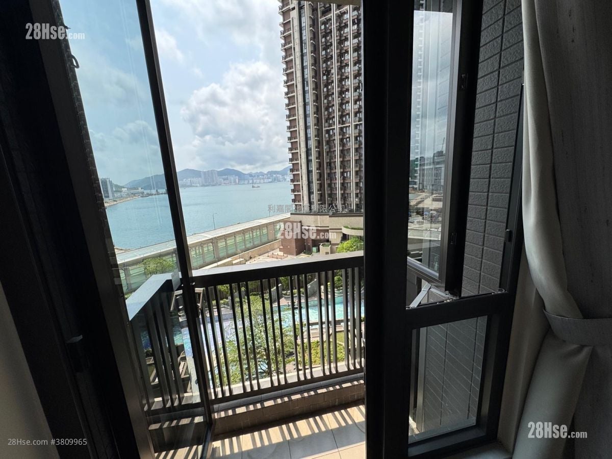 Wings At Sea Rental 620 ft²