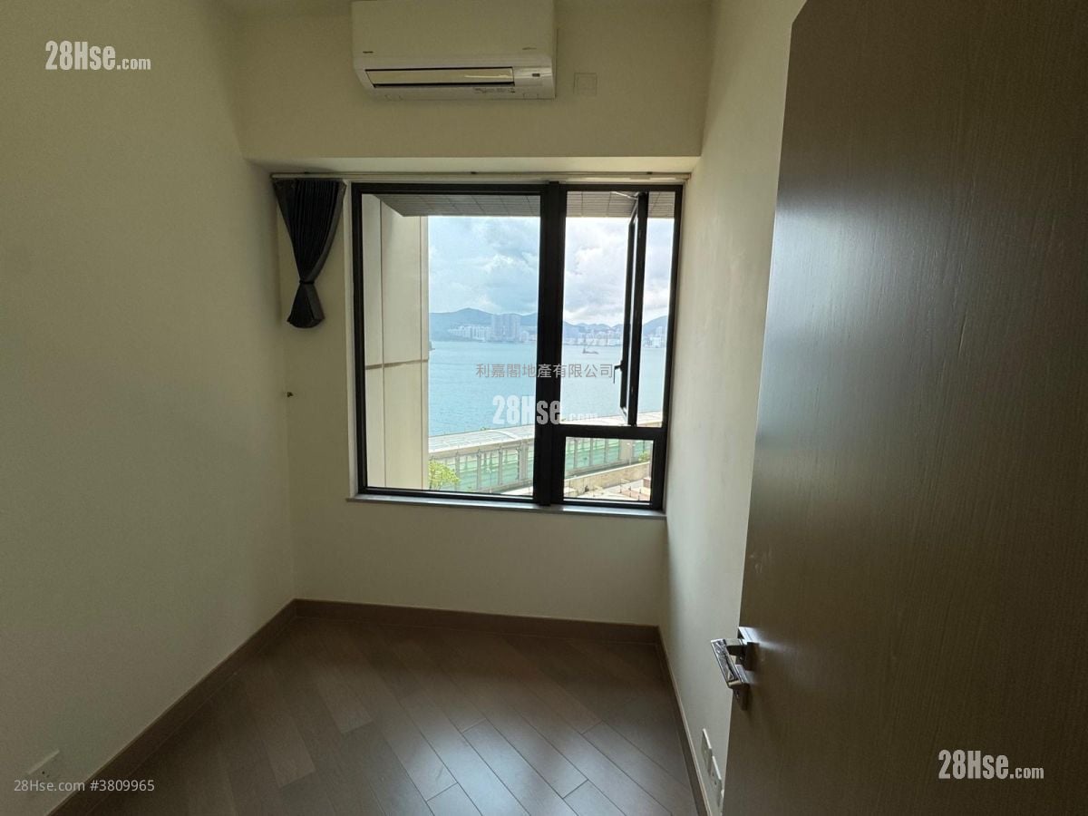 Wings At Sea Rental 620 ft²